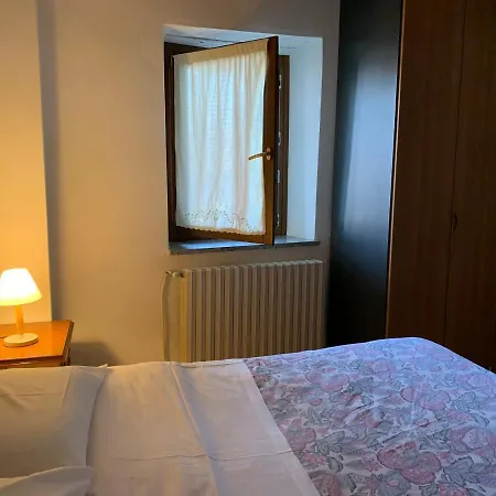Casetta Azzurra In Corte Medioevale Semesterbostad *